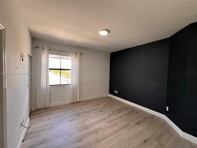 Building Photo - 8744 NW 99th Path