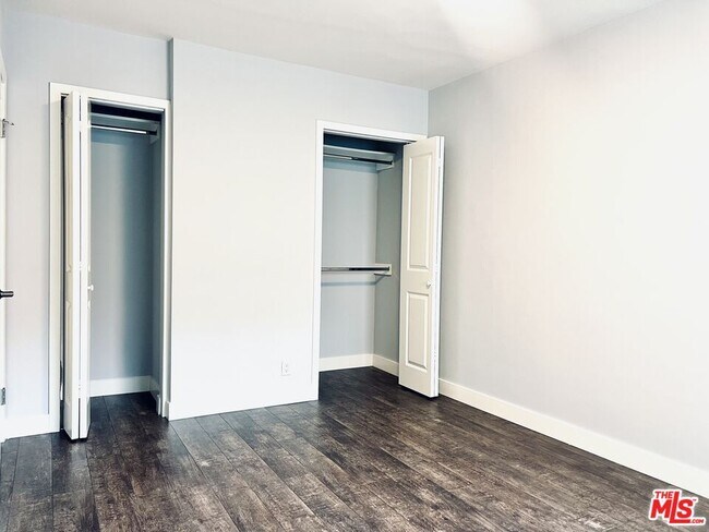 Building Photo - 1136 Spazier Ave