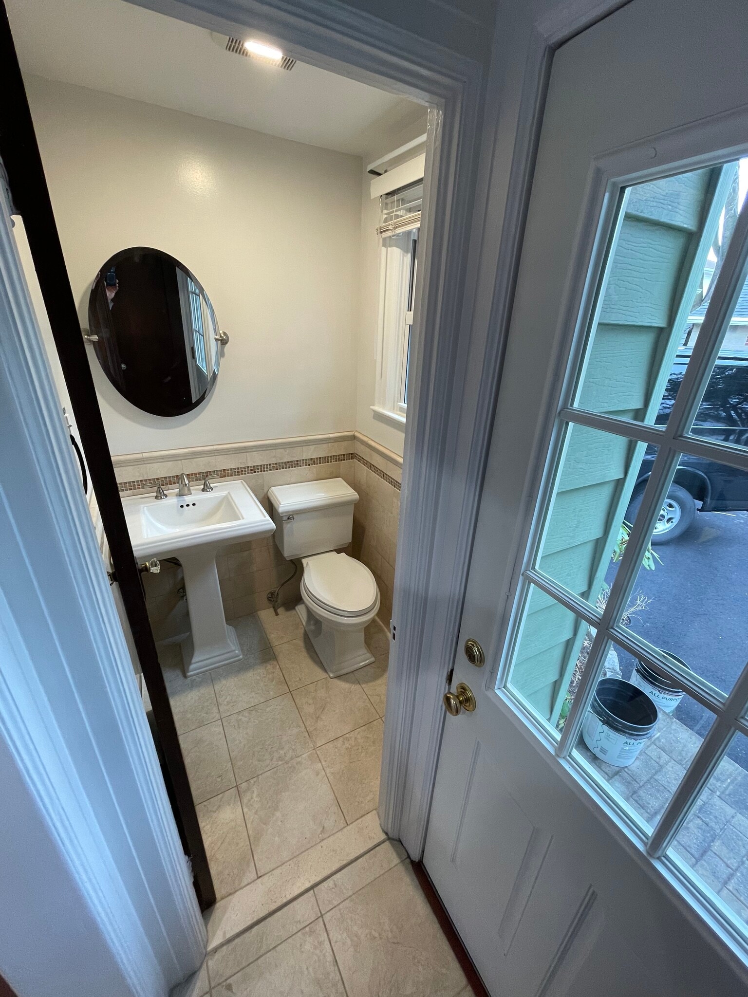 Building Photo - 464 Central Ave