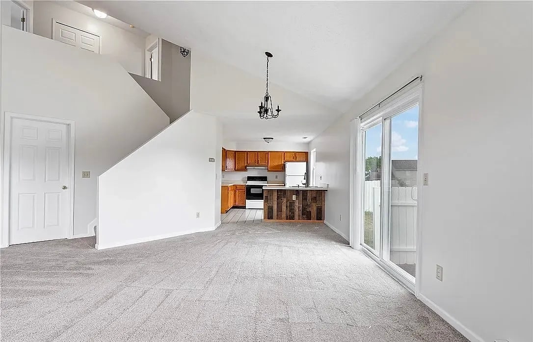 Building Photo - 2012 Rolling Meadows Ln