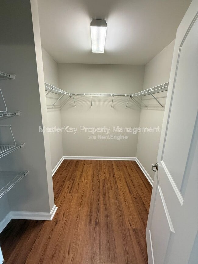 Building Photo - 9312 Lennox Laurel Cir