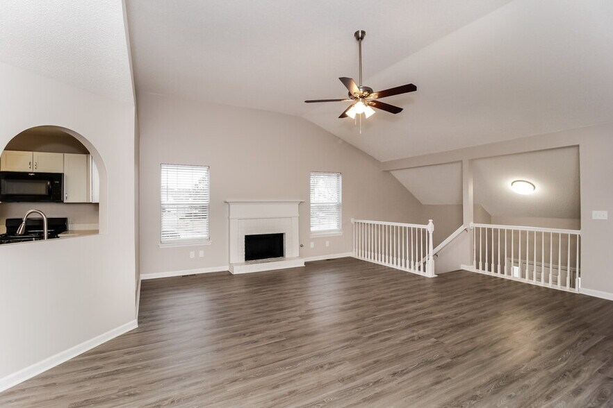 Building Photo - 2913 Crest Ridge Ct SW