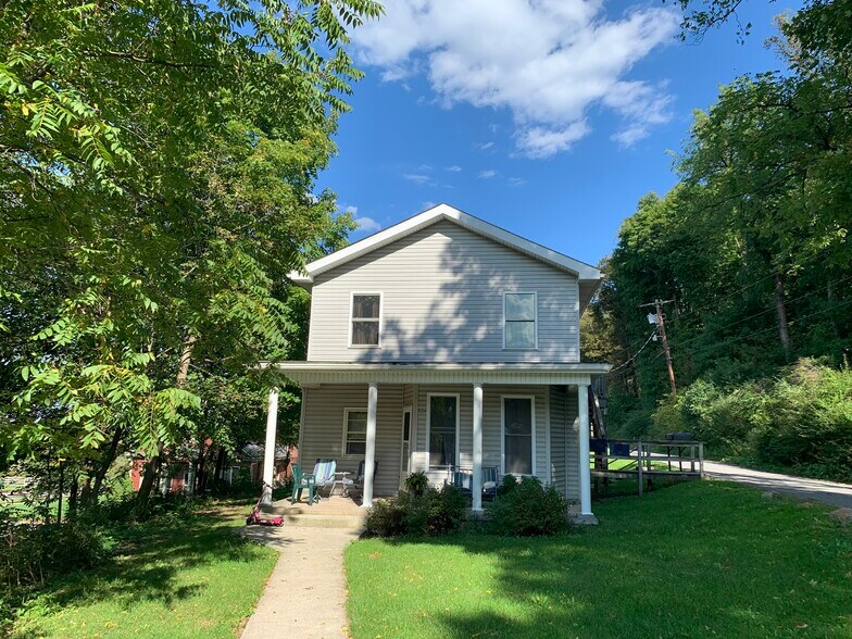 Building Photo - 62 Depot St