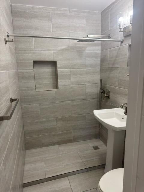 Building Photo - 1709 N J St