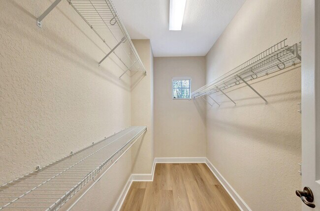 Building Photo - 4770 Cadiz Cir