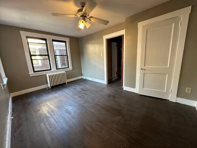 Building Photo - Charm & Convenient Rental Near Greenfield and Squirrel Hill – Available Now!