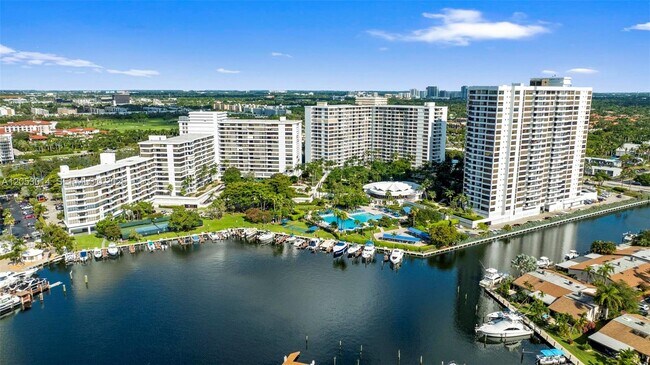 Building Photo - 600 Three Islands Boulevard