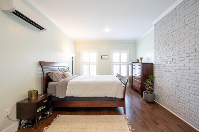 Building Photo - 23 Belmont Ave
