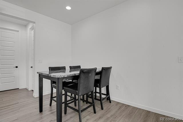 Building Photo - 20999 E Quincy Dr