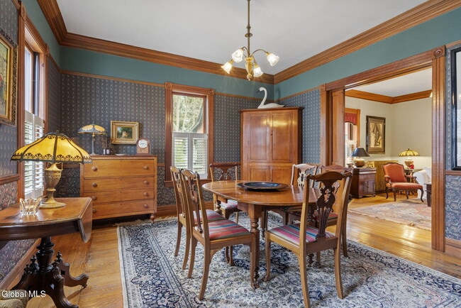 Building Photo - 69 Union Ave