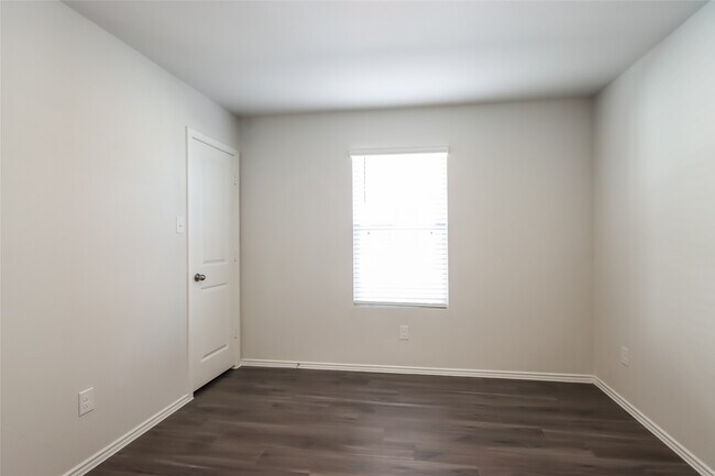 Building Photo - 22223 Red Knot Run