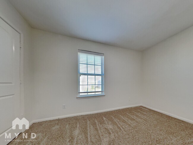 Building Photo - 6110 Coral Cv Rd