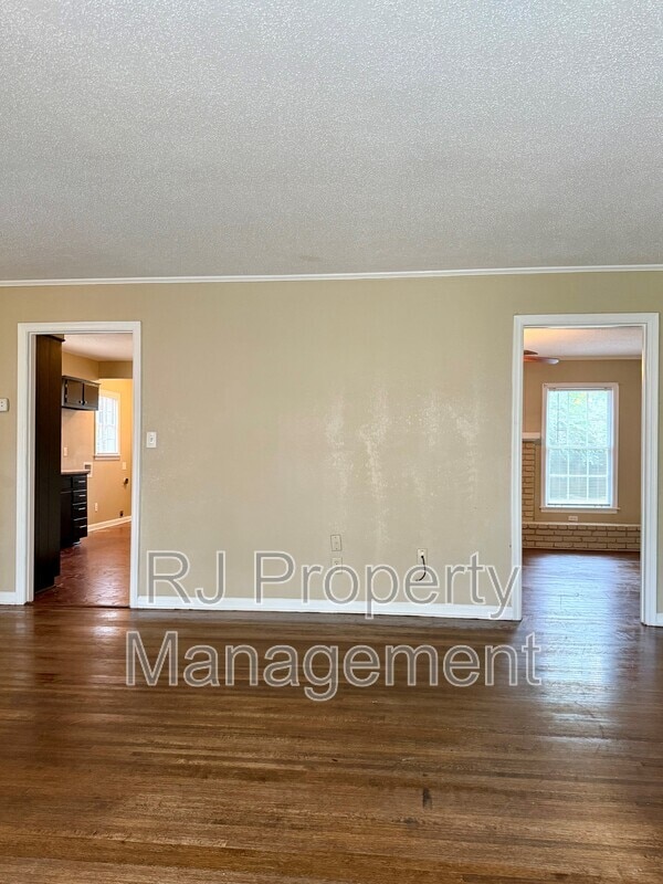 Building Photo - 3458 Sophia St