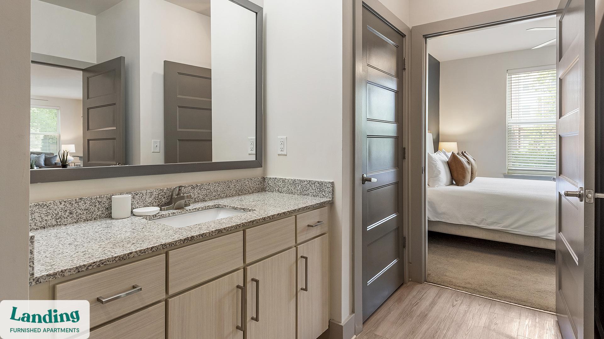 Building Photo - 5025 Wembley Central Ln