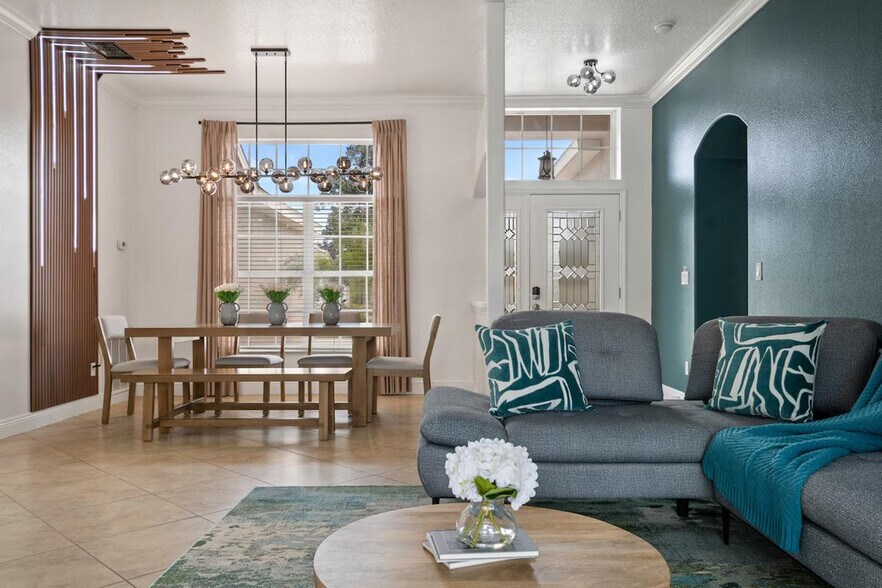 Building Photo - 511 Prestwick Dr