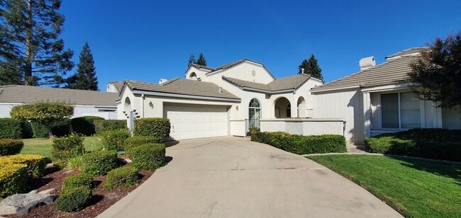 Building Photo - Modesto Copper Creek Gated Community Beaut...