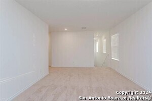 Building Photo - 245 Blacktail Dr