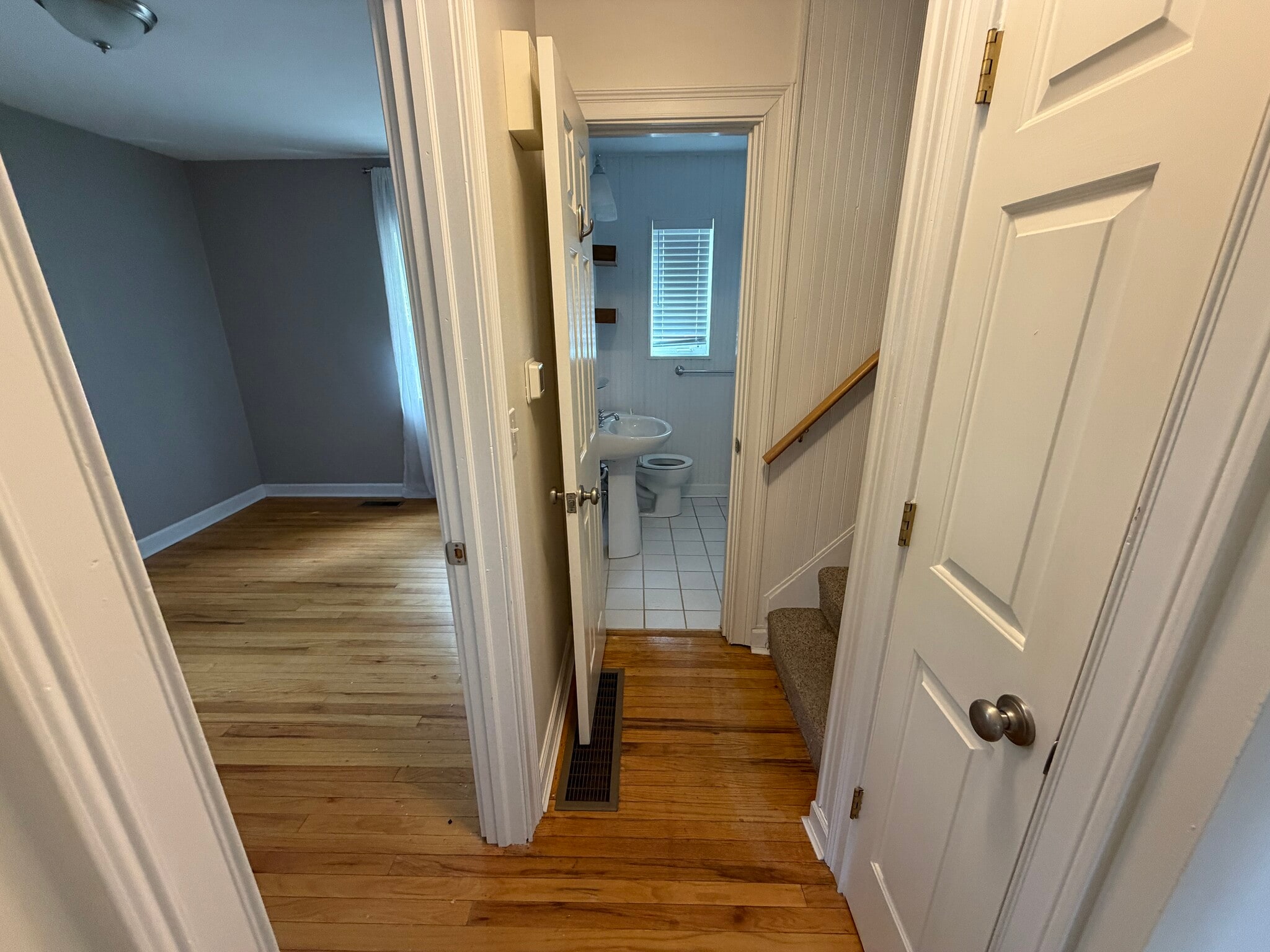 Hall - 2641 Vanderen Dr