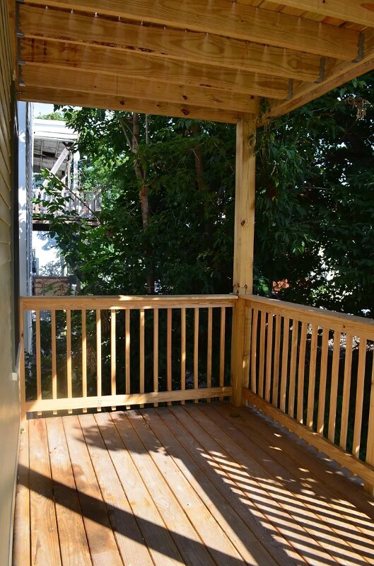 Building Photo - 5 Sudan St