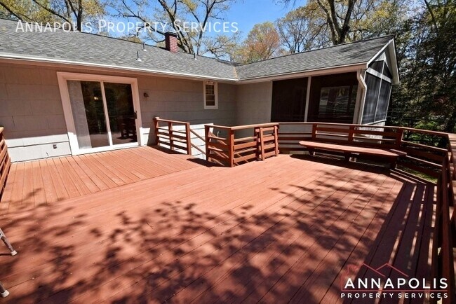 Building Photo - 378 Harwin Dr