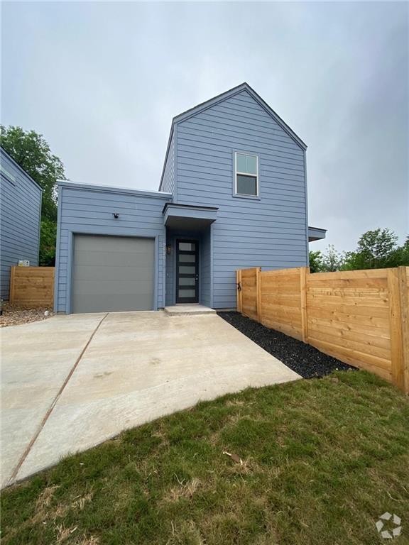 Building Photo - 6920 Bethune Ave