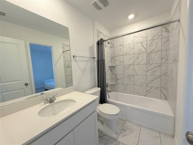 Building Photo - 224 Canley Lp