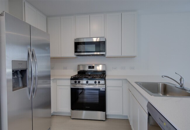 Building Photo - 21611 Willow River Canyon Ln