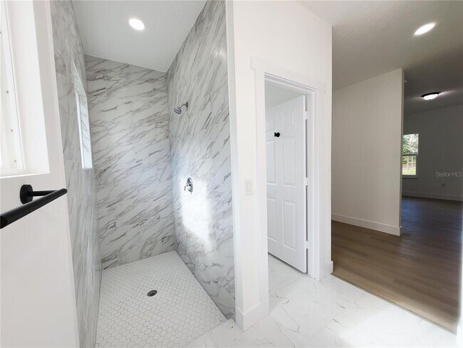 Building Photo - 1751 Nandina Ct NW