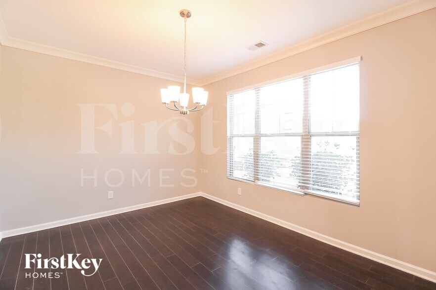 Building Photo - 248 Ledford Way