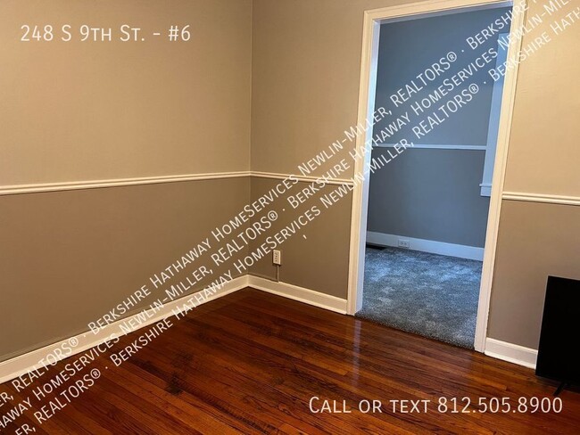 Building Photo - 2 Bedroom with All Utilities included Clos...