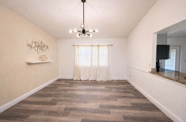 Building Photo - 2230 SE Dill Ln