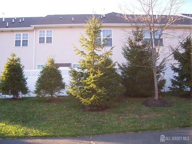 Building Photo - 157 Valmore Ct