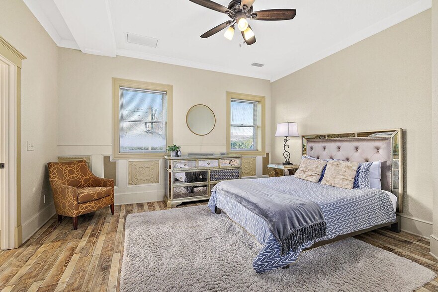 Building Photo - 92 Washington St