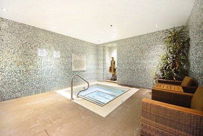 Building Photo - Panorama Towers 2, 1004-Panorama Towers 2BD Residence with Mountain Views