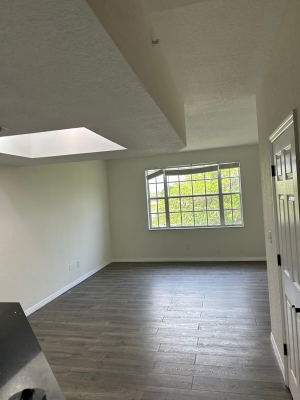 Building Photo - 711 SW 148th Ave