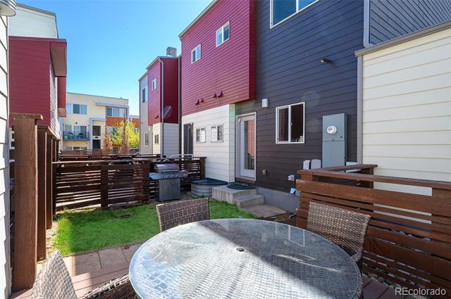 Building Photo - 2807 W 52nd Ave