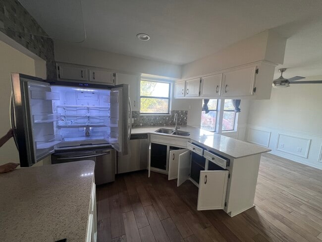 Building Photo - 502 Dowitcher Cir