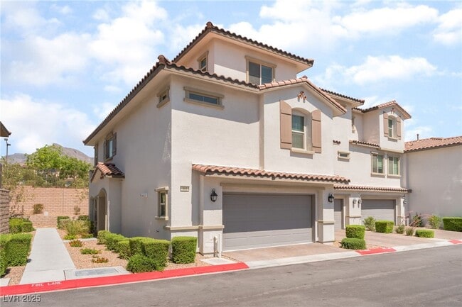 Building Photo - 161 Lomita Heights Dr