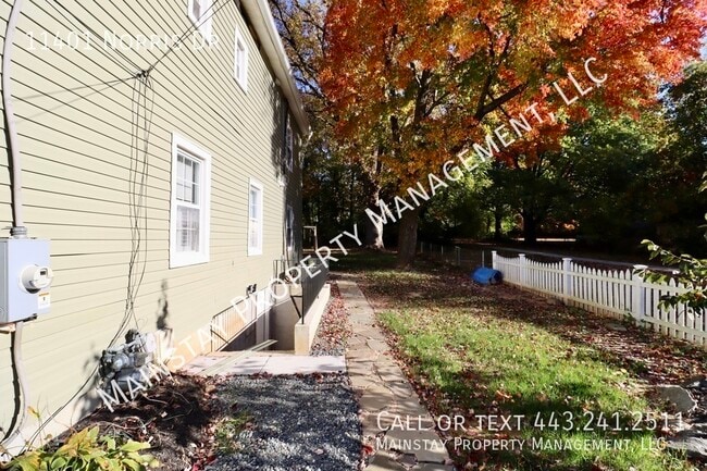 Building Photo - 11401 Norris Dr