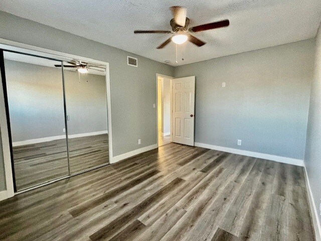 Building Photo - 17132 Emerald Ln