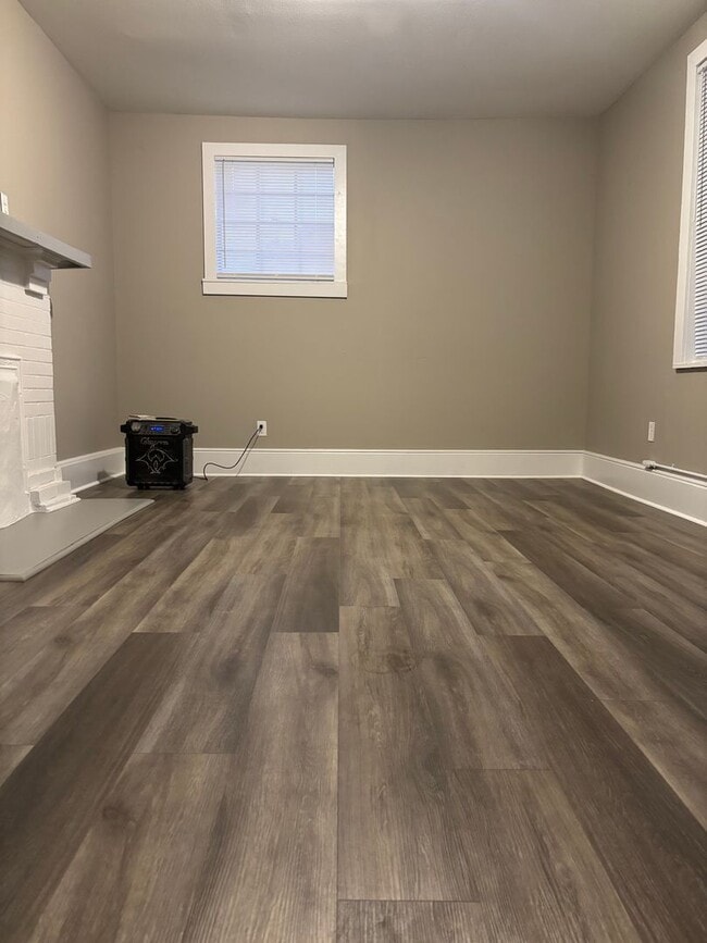 Building Photo - Three Bedroom Home in Chattanooga TN