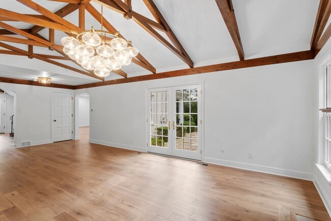 Building Photo - Elegant Fox Chapel 4-Bedroom, 3.5-Bath Home