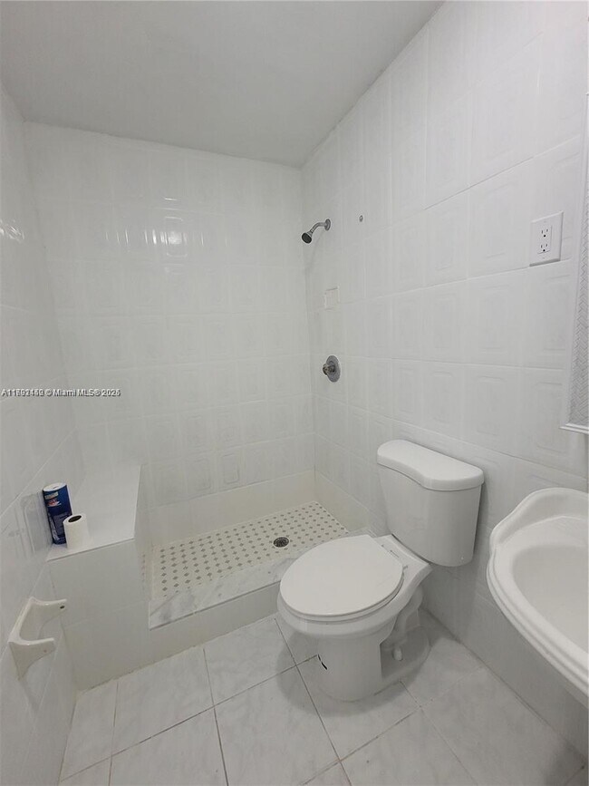 Building Photo - 12305 SW 42nd St