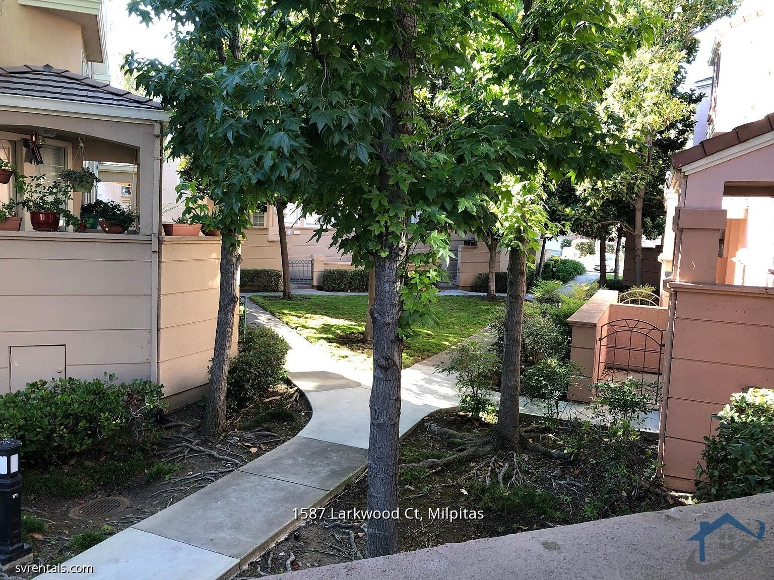 Building Photo - 1587 Larkwood Ct