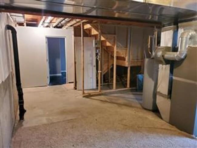 Building Photo - Updated Sage Creek Contemporary 2 Story