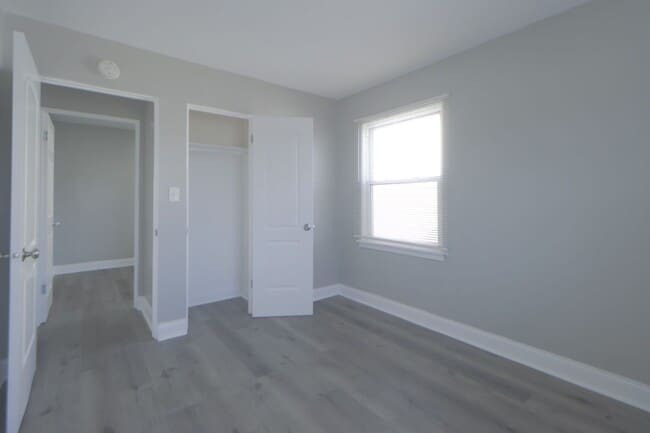 Building Photo - 4 Bedroom Cape Cod