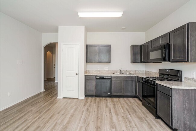 Building Photo - 4914 Giant Sequoia Way