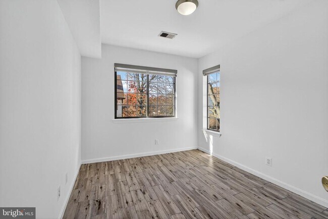 Building Photo - 6017 Curtier Dr