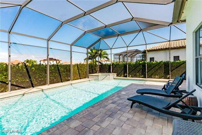 Building Photo - 5265 Messina St