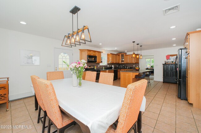 Building Photo - 209 Woodcrest Rd